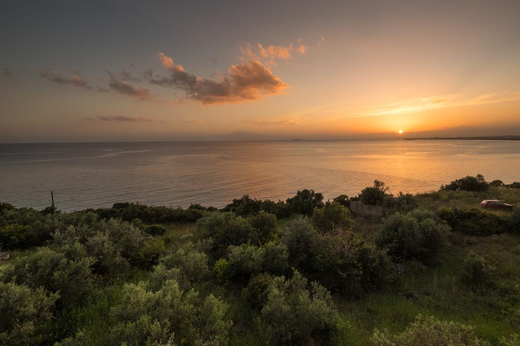 Hotel Panorama Каламата Экстерьер фото